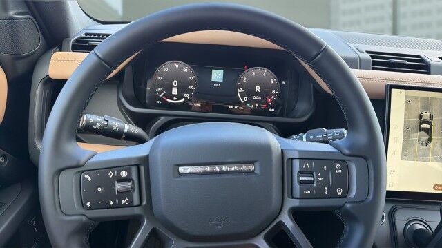 2026 Land Rover Defender X-Dynamic SE San Juan TX 2026 Land Rover Defender X-Dynamic SE San Juan TX