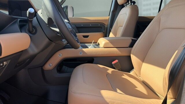 2026 Land Rover Defender X-Dynamic SE San Juan TX 2026 Land Rover Defender X-Dynamic SE San Juan TX