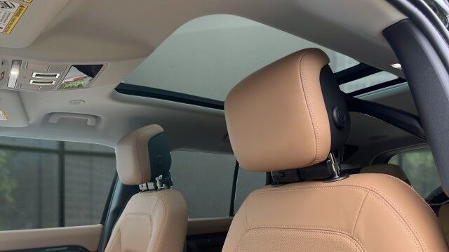 2026 Land Rover Defender X-Dynamic SE San Juan TX 2026 Land Rover Defender X-Dynamic SE San Juan TX