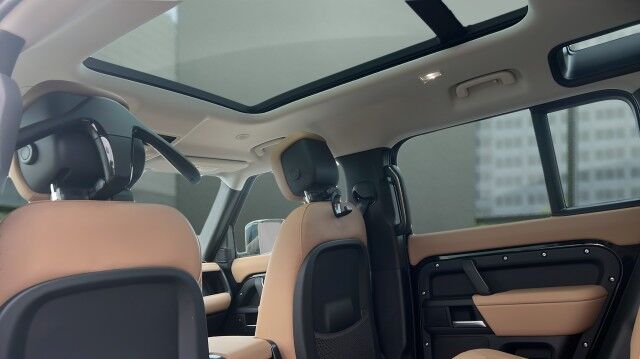 2026 Land Rover Defender X-Dynamic SE San Juan TX 2026 Land Rover Defender X-Dynamic SE San Juan TX