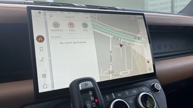 2026 Land Rover Defender X-Dynamic SE San Juan TX 2026 Land Rover Defender X-Dynamic SE San Juan TX