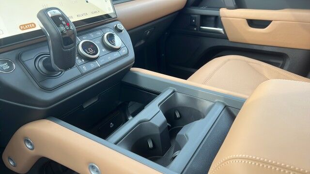 2026 Land Rover Defender X-Dynamic SE San Juan TX 2026 Land Rover Defender X-Dynamic SE San Juan TX