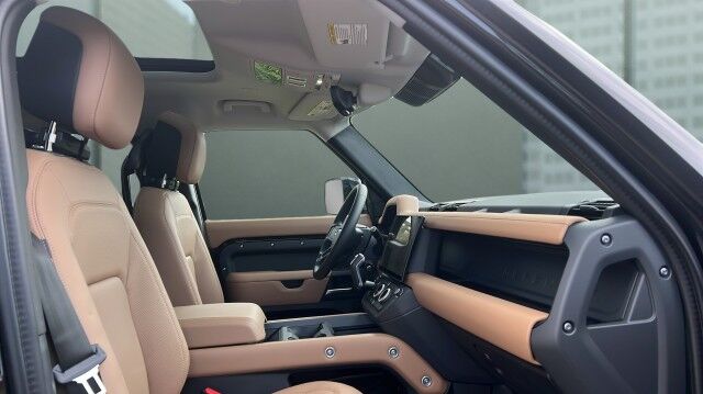 2026 Land Rover Defender X-Dynamic SE San Juan TX 2026 Land Rover Defender X-Dynamic SE San Juan TX