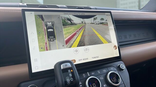 2026 Land Rover Defender X-Dynamic SE San Juan TX 2026 Land Rover Defender X-Dynamic SE San Juan TX