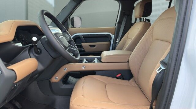 2026 Land Rover Defender X-Dynamic SE San Juan TX 2026 Land Rover Defender X-Dynamic SE San Juan TX