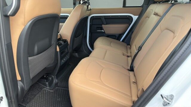 2026 Land Rover Defender X-Dynamic SE San Juan TX 2026 Land Rover Defender X-Dynamic SE San Juan TX
