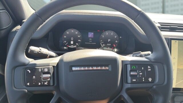 2026 Land Rover Defender X-Dynamic SE San Juan TX 2026 Land Rover Defender X-Dynamic SE San Juan TX