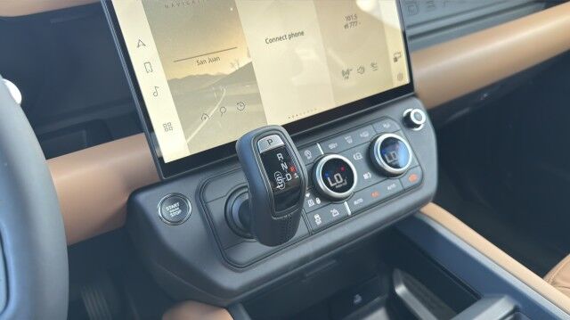 2026 Land Rover Defender X-Dynamic SE San Juan TX 2026 Land Rover Defender X-Dynamic SE San Juan TX
