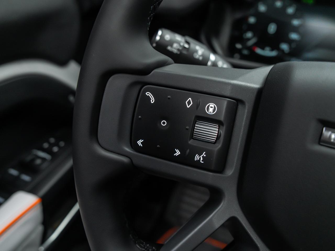 2026 Land Rover Defender X-Dynamic SE Van Nuys CA 2026 Land Rover Defender X-Dynamic SE Van Nuys CA