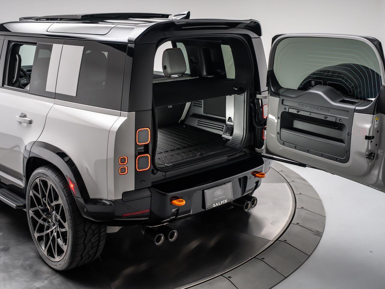 2026 Land Rover Defender X-Dynamic SE Van Nuys CA 2026 Land Rover Defender X-Dynamic SE Van Nuys CA