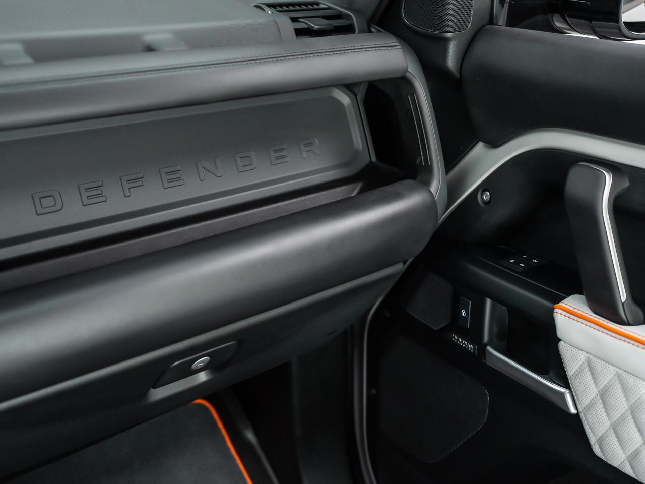 2026 Land Rover Defender X-Dynamic SE Van Nuys CA 2026 Land Rover Defender X-Dynamic SE Van Nuys CA