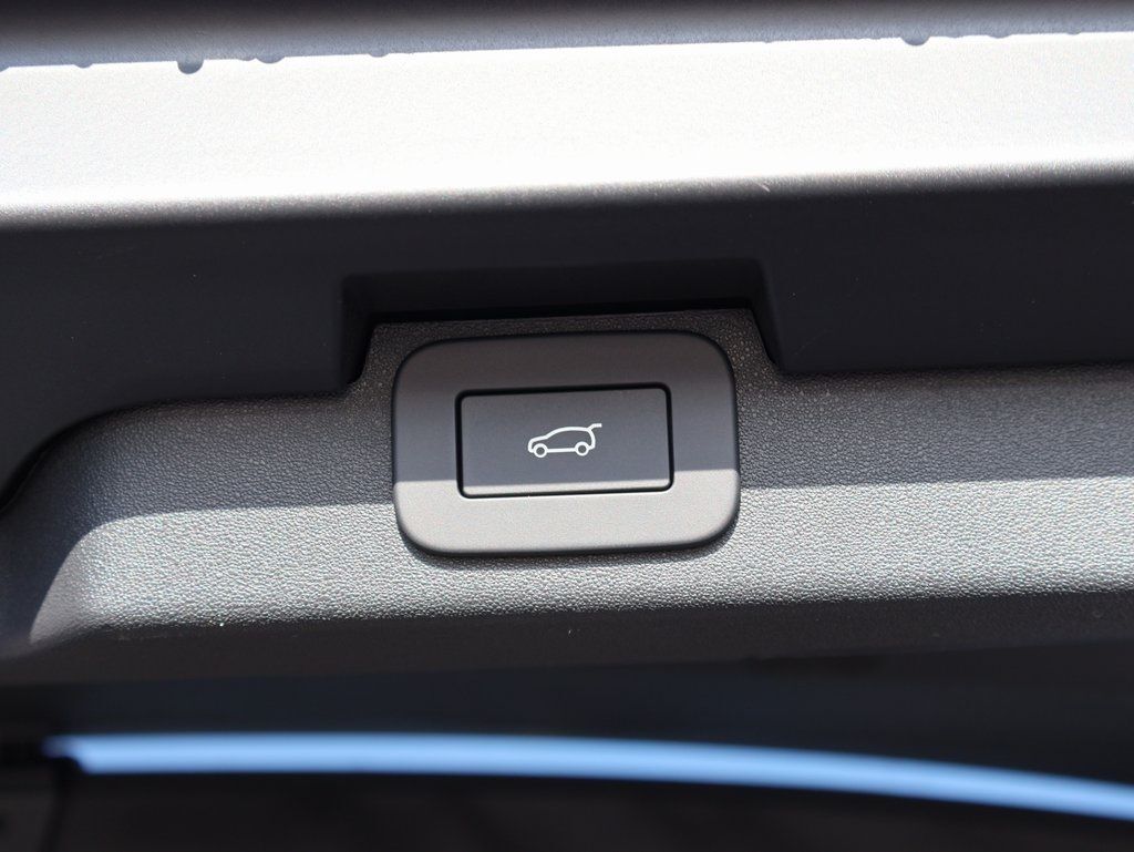 2026 Land Rover Discovery San Clemente CA