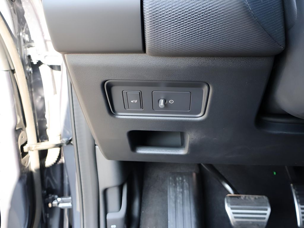 2026 Land Rover Discovery San Clemente CA