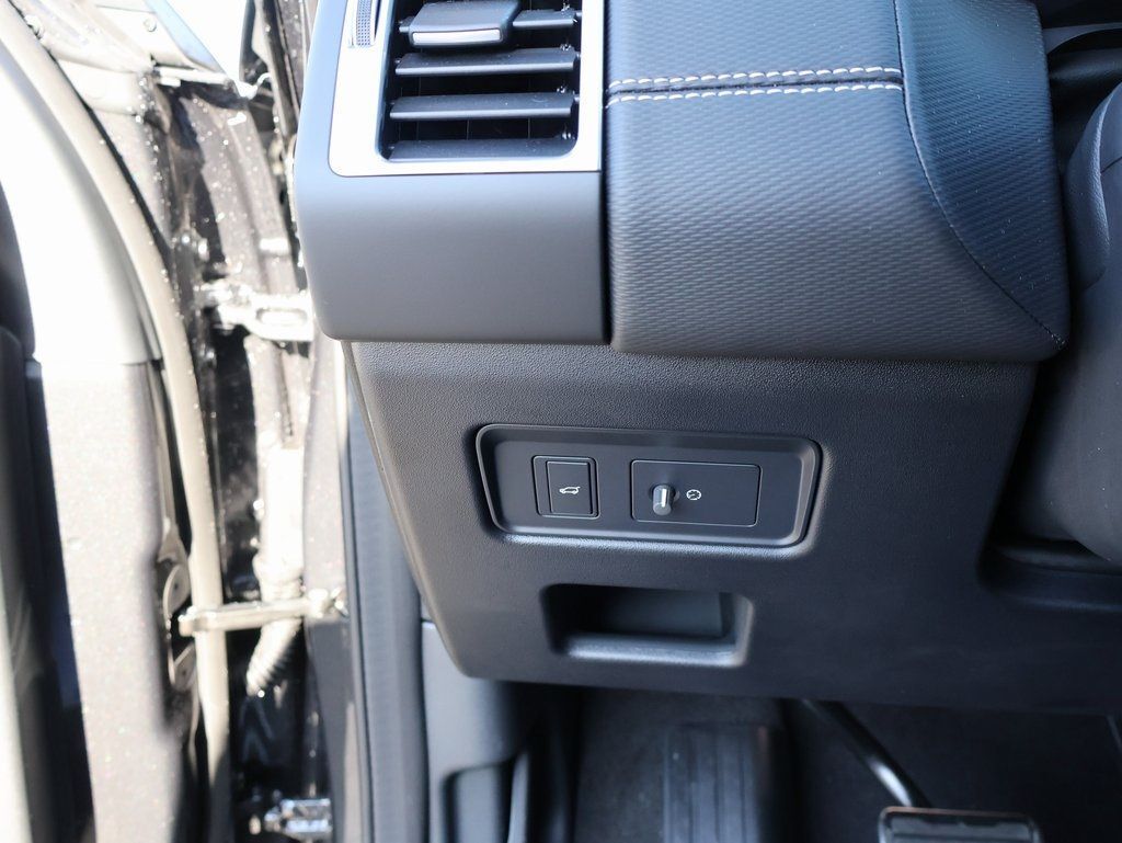 2026 Land Rover Discovery San Clemente CA