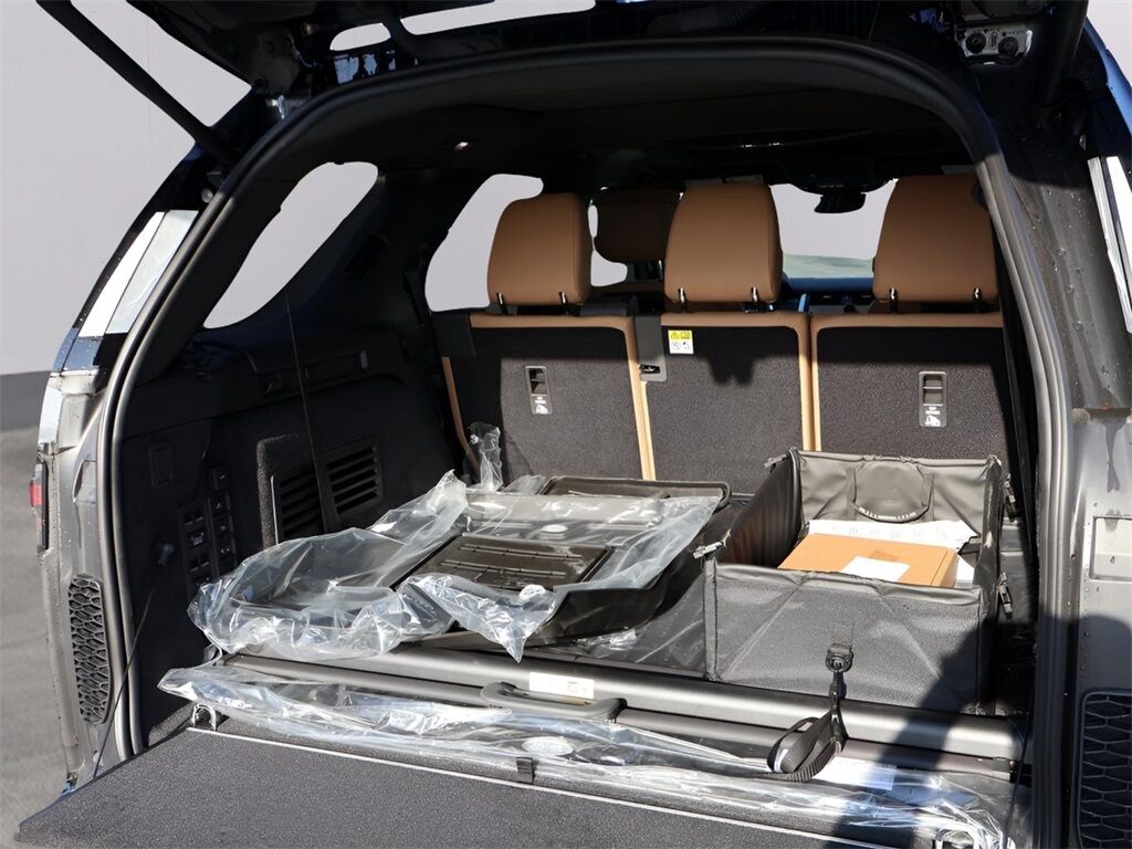 2026 Land Rover Discovery San Clemente CA