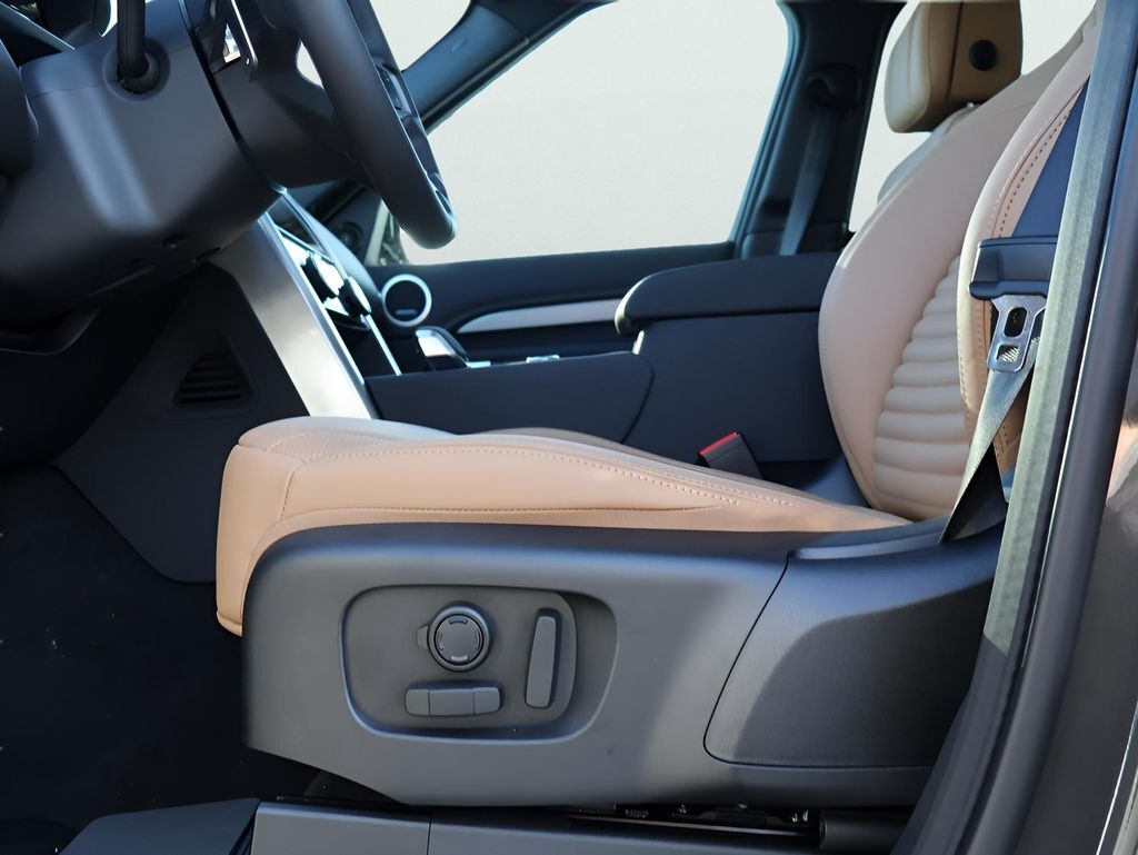 2026 Land Rover Discovery San Clemente CA