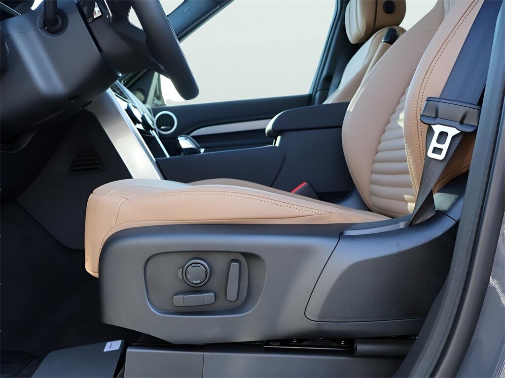 2026 Land Rover Discovery San Clemente CA