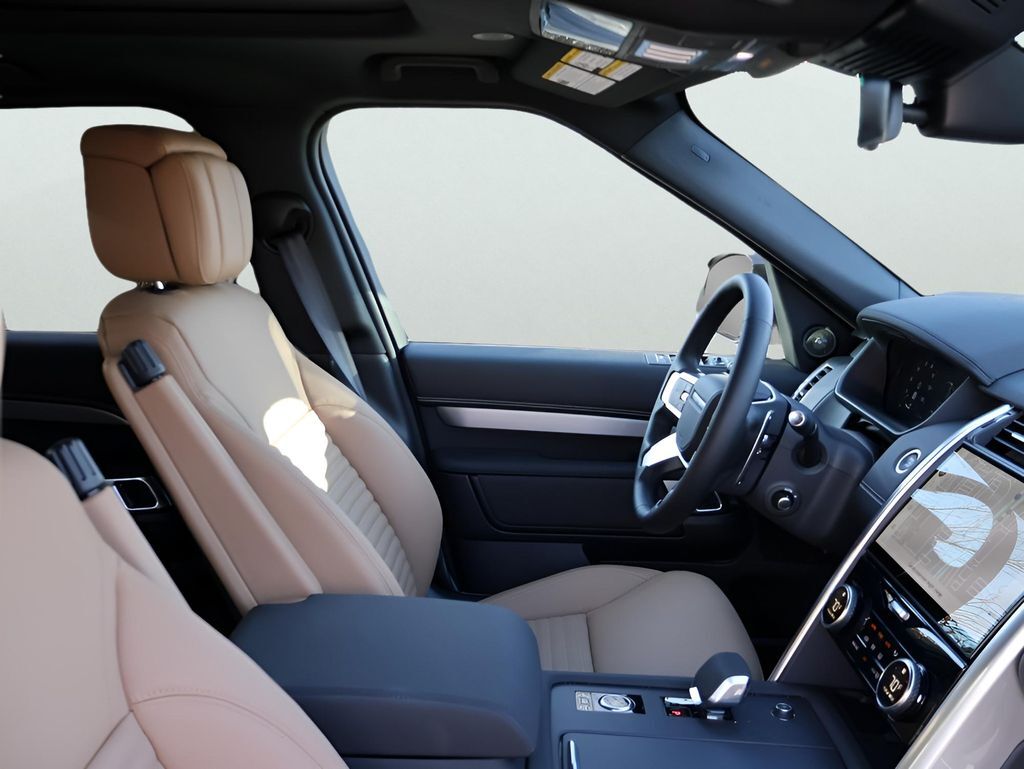 2026 Land Rover Discovery San Clemente CA