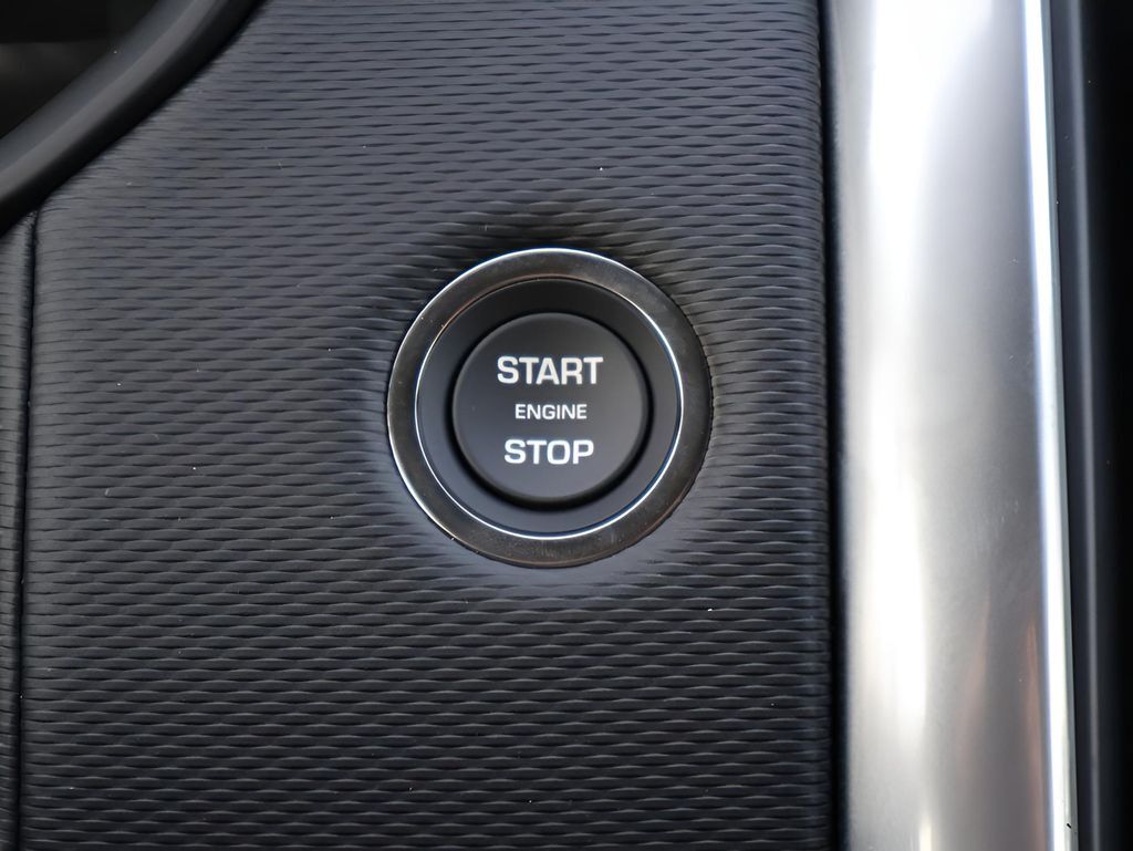 2026 Land Rover Discovery Dynamic SE San Clemente CA