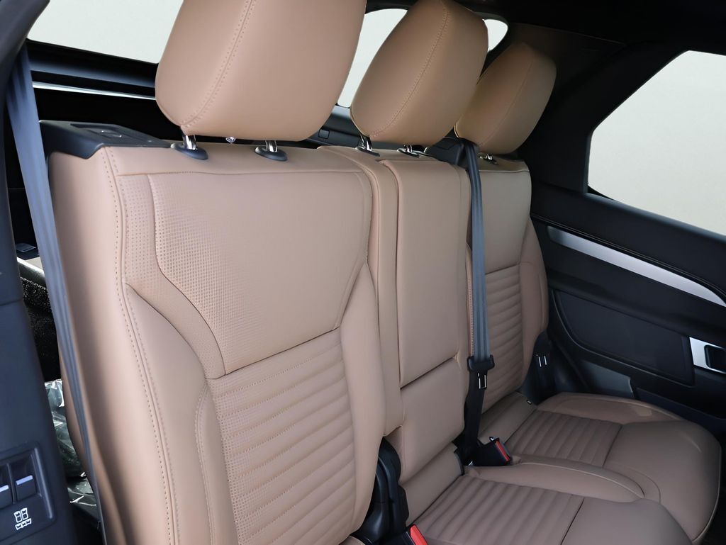 2026 Land Rover Discovery Dynamic SE San Clemente CA