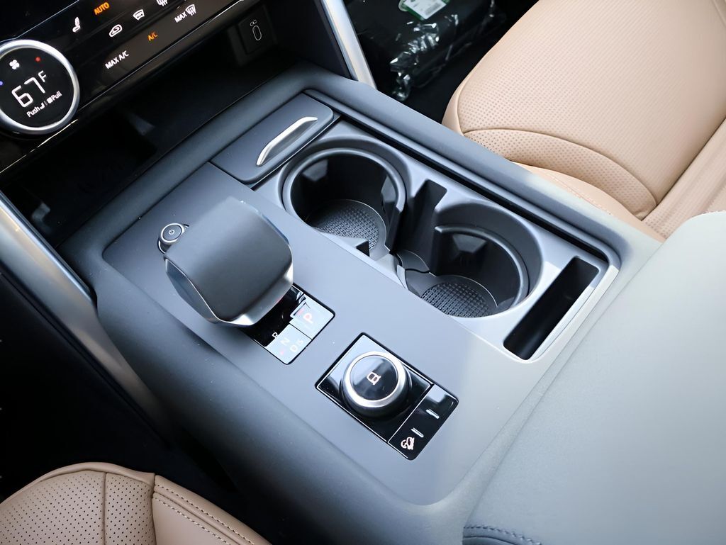 2026 Land Rover Discovery Dynamic SE San Clemente CA