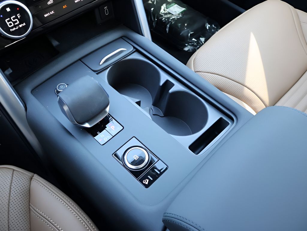 2026 Land Rover Discovery Dynamic SE San Clemente CA