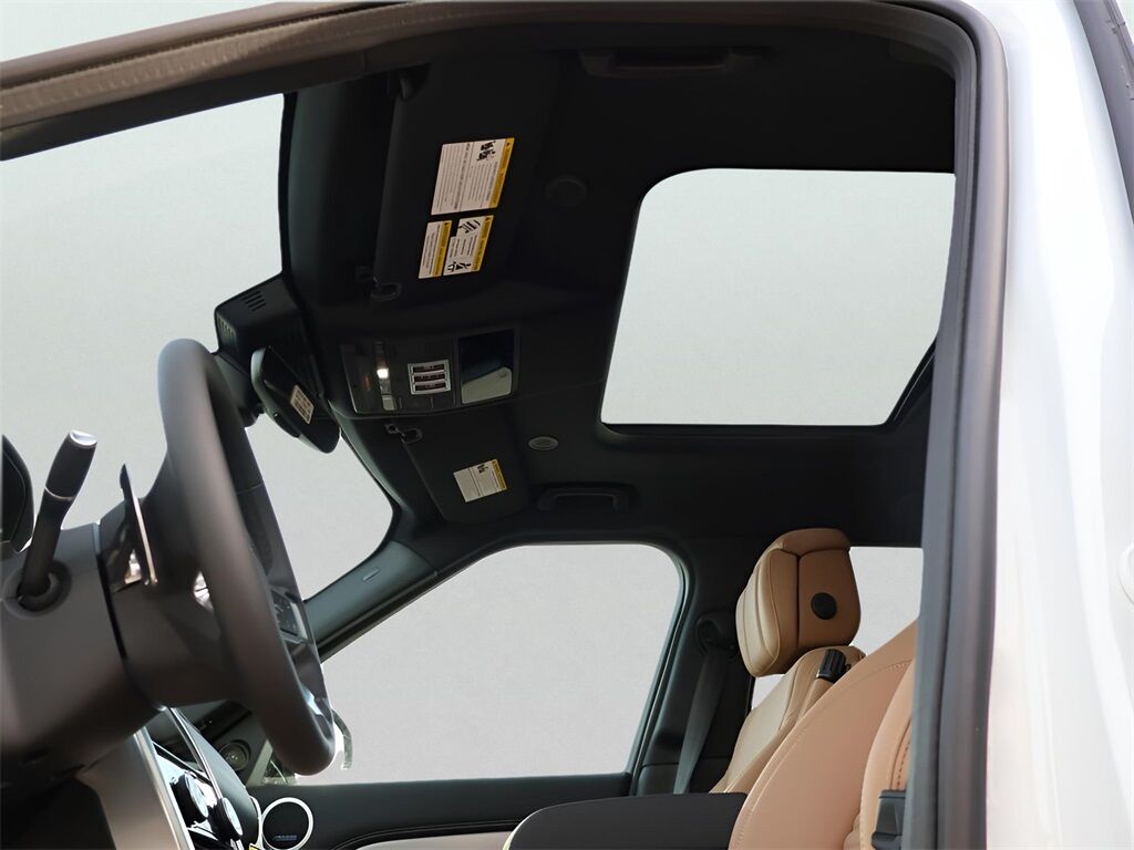 2026 Land Rover Discovery Dynamic SE San Clemente CA