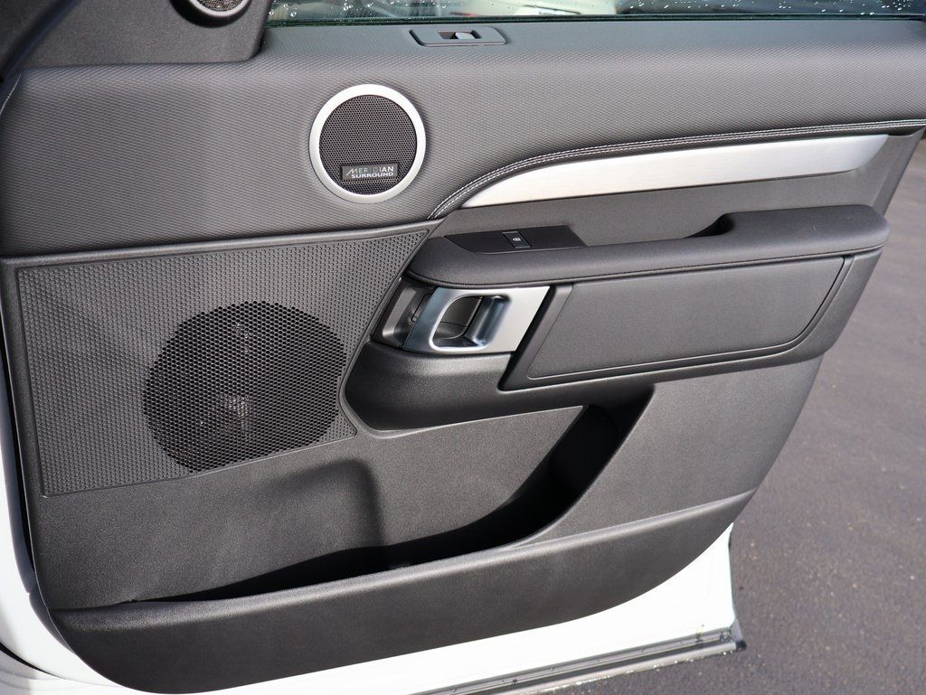 2026 Land Rover Discovery Dynamic SE San Clemente CA