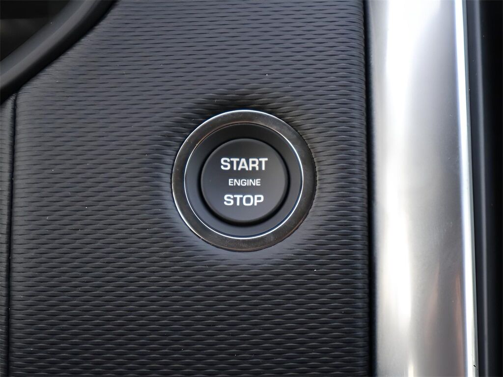 2026 Land Rover Discovery Dynamic SE San Clemente CA