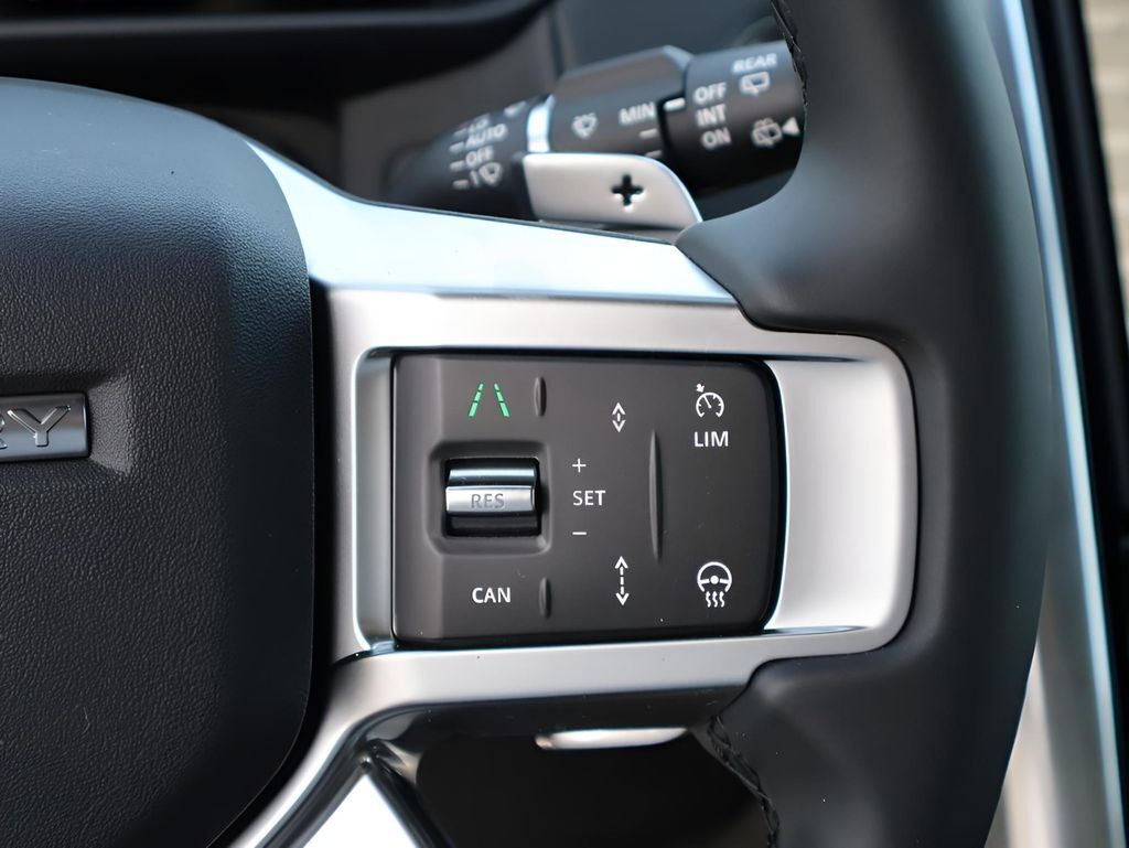 2026 Land Rover Discovery Dynamic SE San Clemente CA