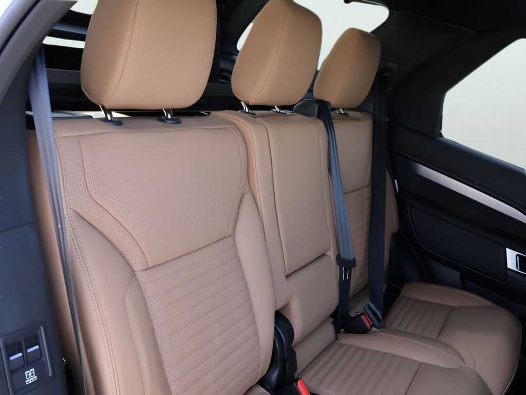 2026 Land Rover Discovery Dynamic SE San Clemente CA