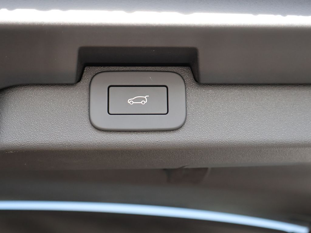 2026 Land Rover Discovery Dynamic SE San Clemente CA