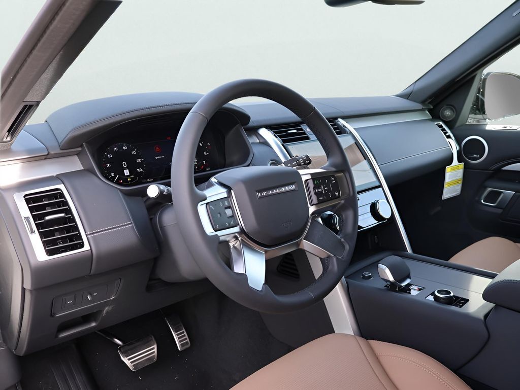 2026 Land Rover Discovery Dynamic SE San Clemente CA