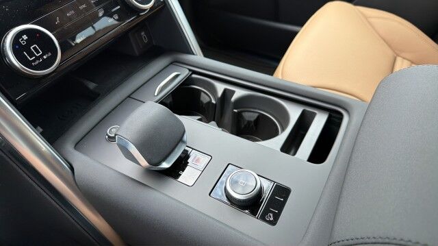 2026 Land Rover Discovery Dynamic SE San Juan TX 2026 Land Rover Discovery Dynamic SE San Juan TX