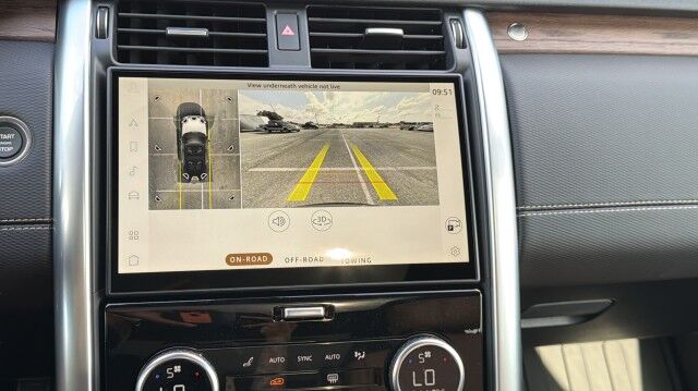 2026 Land Rover Discovery Dynamic SE San Juan TX 2026 Land Rover Discovery Dynamic SE San Juan TX