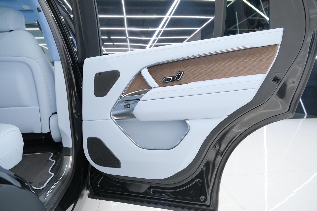 2026 Land Rover Range Rover SE Miami FL