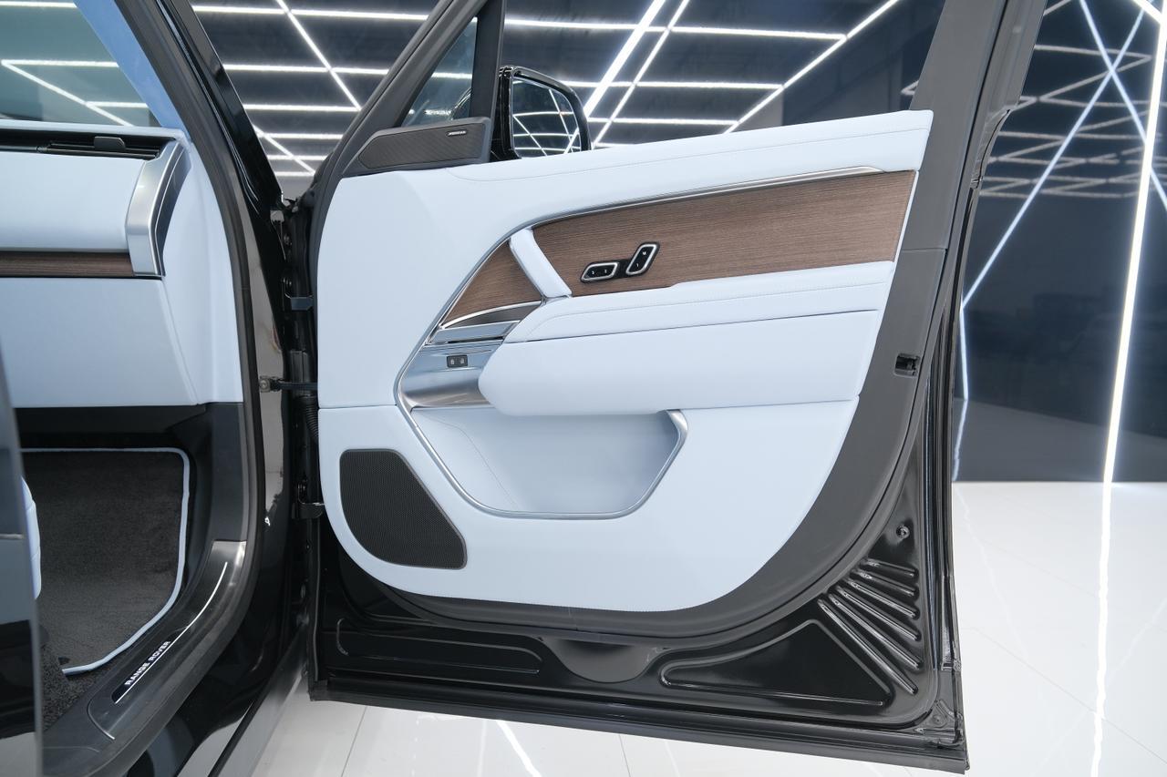 2026 Land Rover Range Rover SE Miami FL
