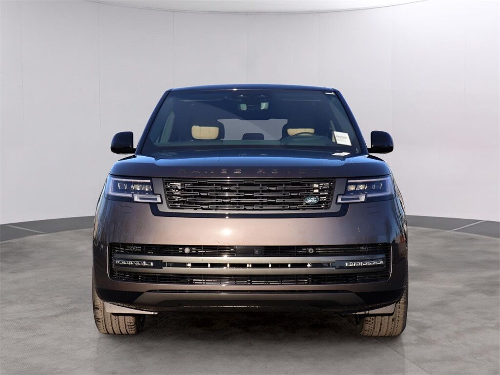 2026 Land Rover Range Rover SE