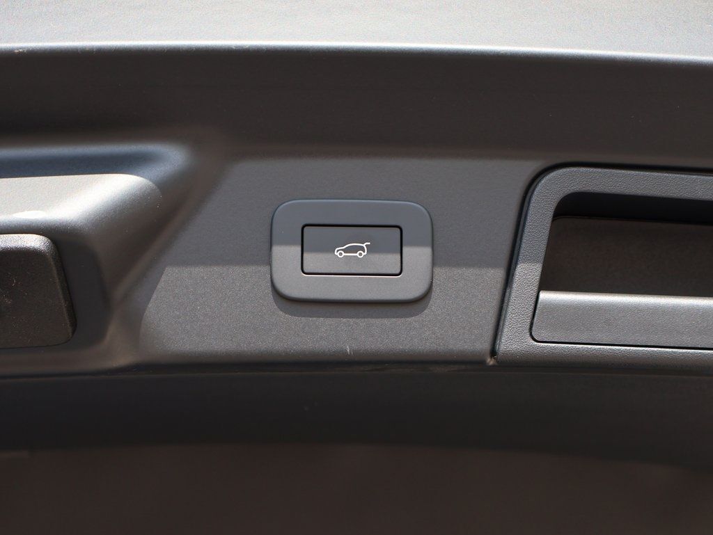 2026 Land Rover Range Rover Velar Dynamic SE San Clemente CA