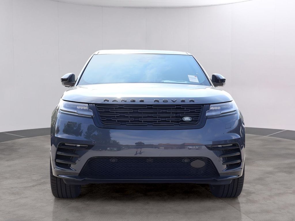 2026 Land Rover Range Rover Velar Dynamic SE