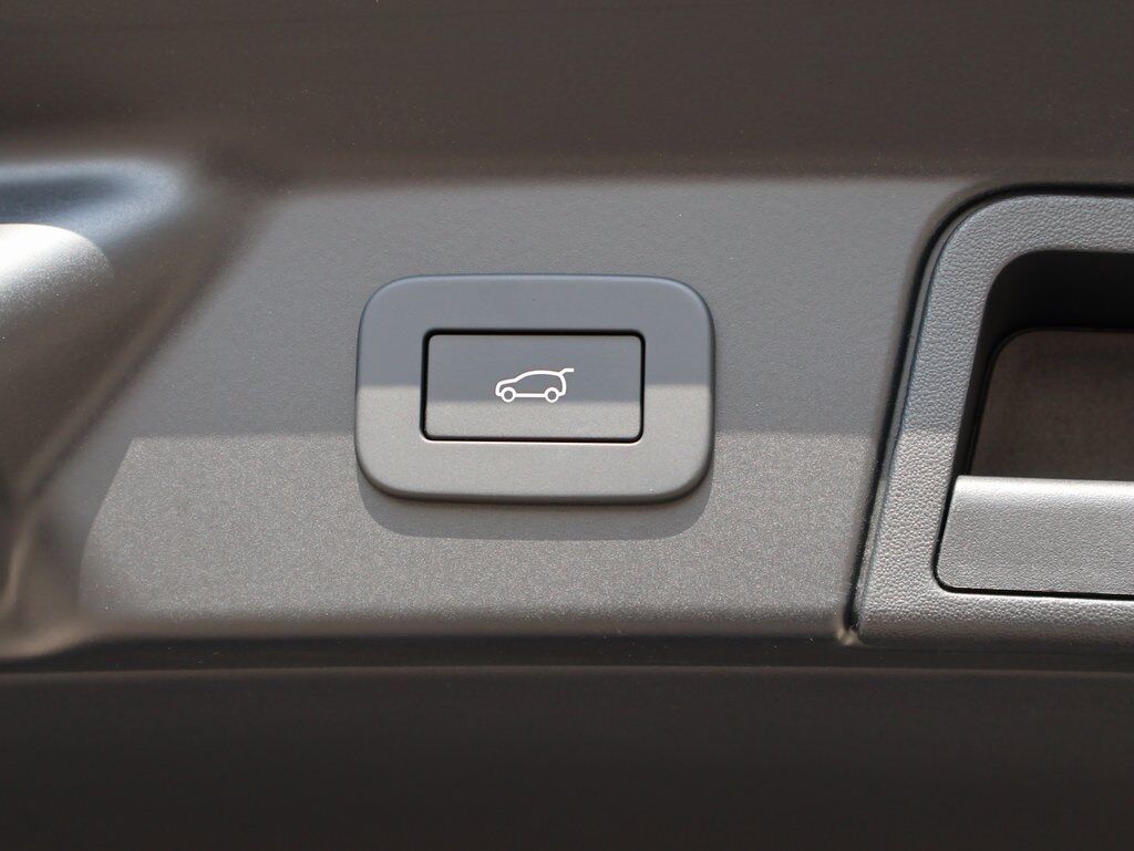 2026 Land Rover Range Rover Velar Dynamic SE San Clemente CA