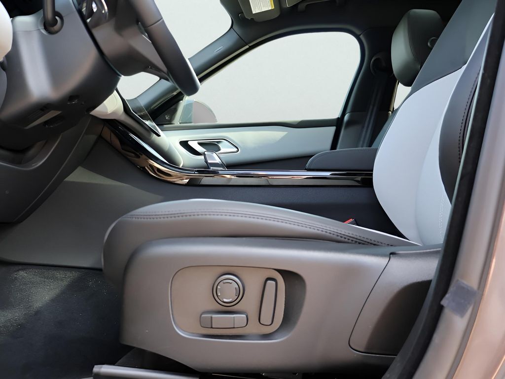 2026 Land Rover Range Rover Velar Dynamic SE San Clemente CA