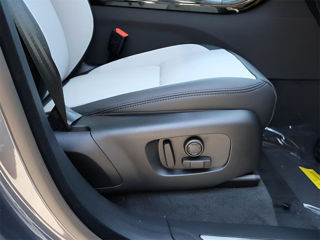 2026 Land Rover Range Rover Velar Dynamic SE San Clemente CA