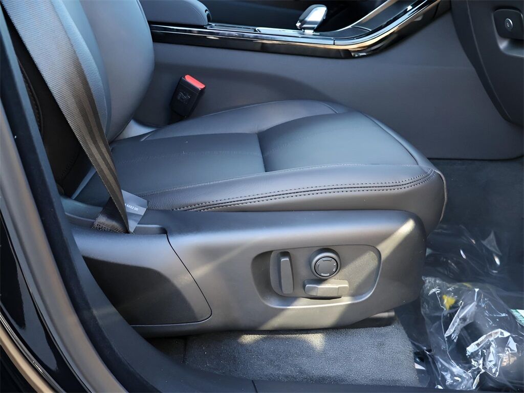 2026 Land Rover Range Rover Velar Dynamic SE San Clemente CA