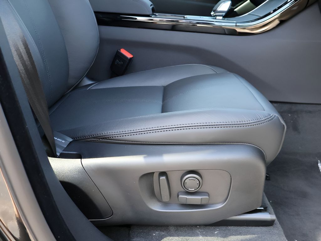 2026 Land Rover Range Rover Velar Dynamic SE San Clemente CA