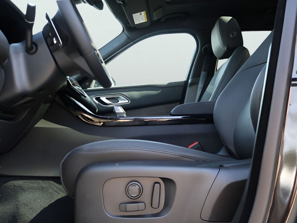 2026 Land Rover Range Rover Velar Dynamic SE San Clemente CA