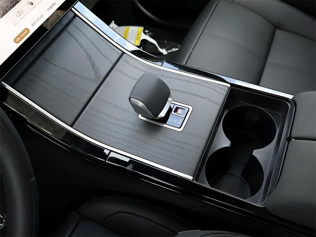 2026 Land Rover Range Rover Velar Dynamic SE San Clemente CA