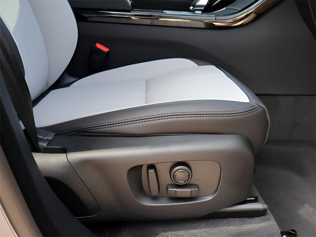 2026 Land Rover Range Rover Velar Dynamic SE San Clemente CA