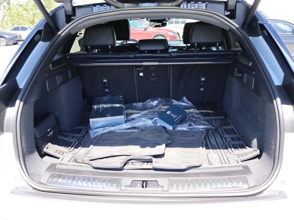 2026 Land Rover Range Rover Velar Dynamic SE San Clemente CA