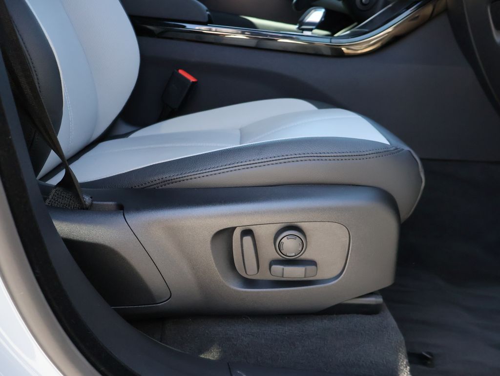 2026 Land Rover Range Rover Velar Dynamic SE San Clemente CA